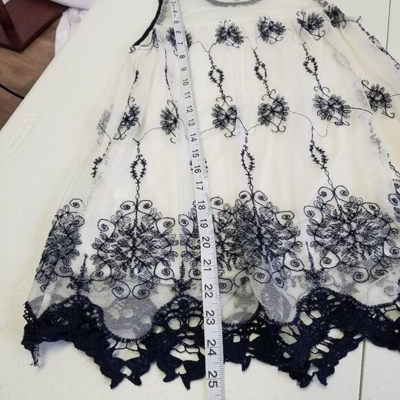 Lavish Blue White Sleeveless Tank Mesh Lined Embroidery Top Shirt Size S - Picture 6 of 10